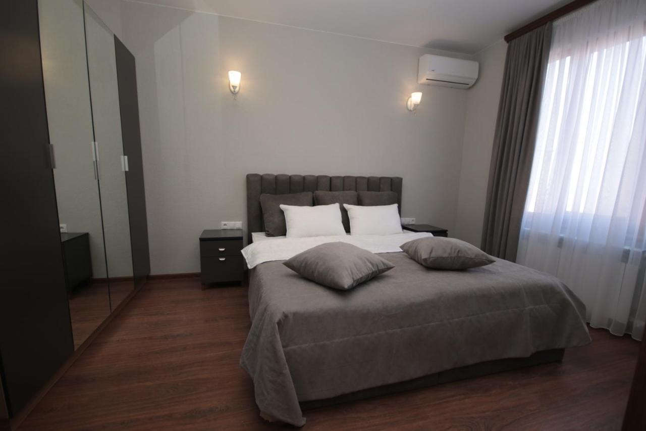 Hillside Guest House Ереван Екстериор снимка