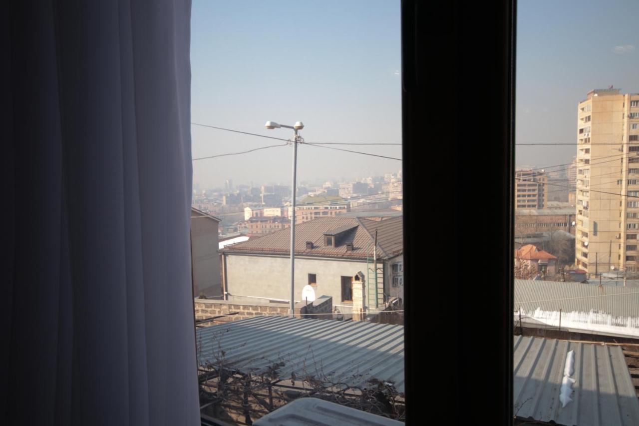 Hillside Guest House Ереван Екстериор снимка