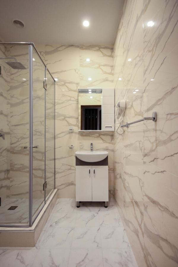 Hillside Guest House Ереван Екстериор снимка