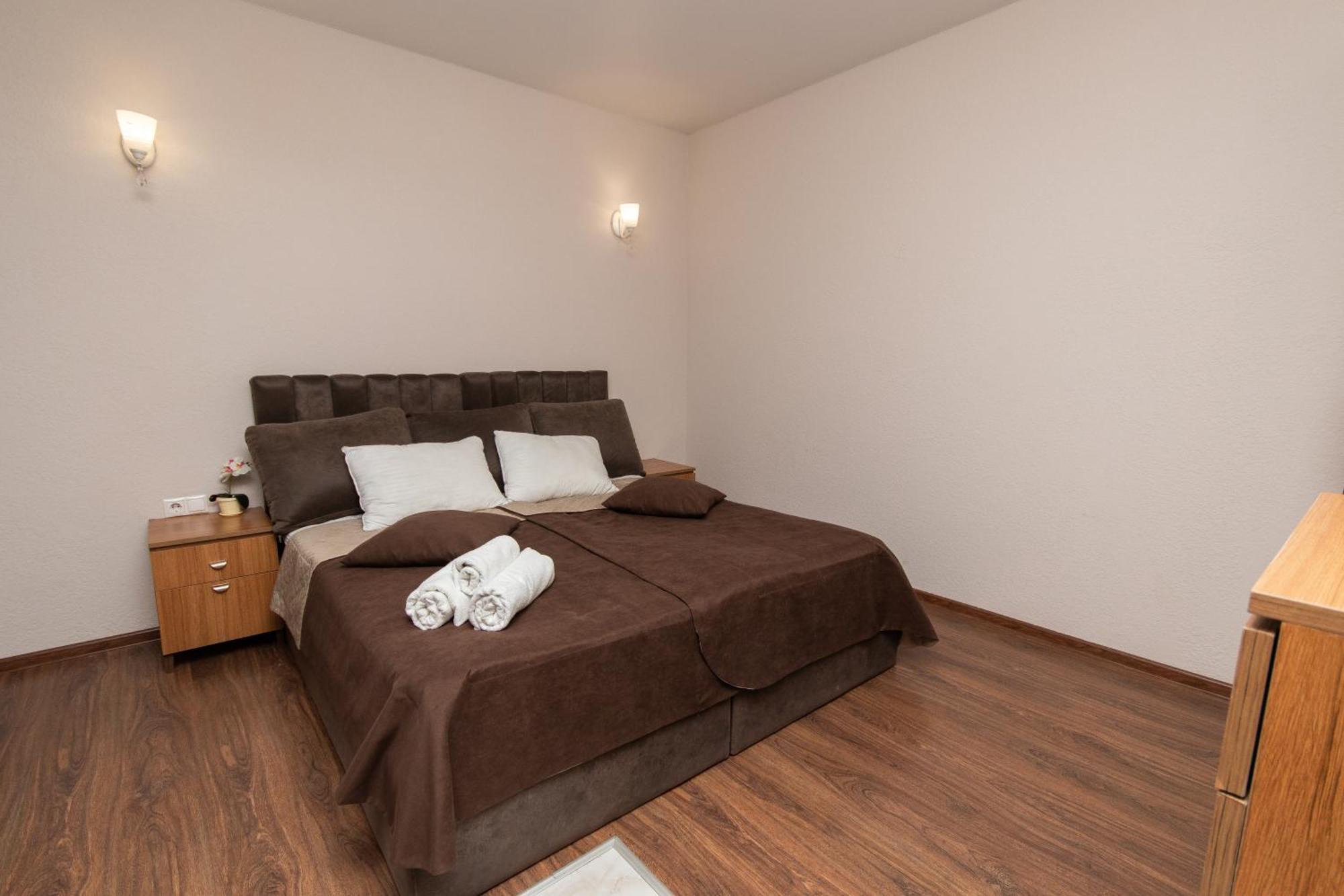 Hillside Guest House Ереван Екстериор снимка
