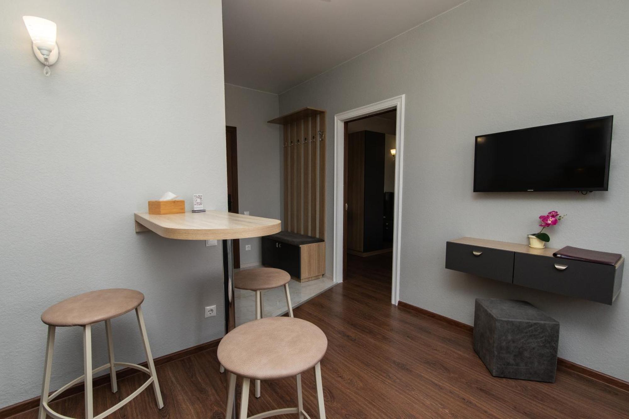 Hillside Guest House Ереван Екстериор снимка
